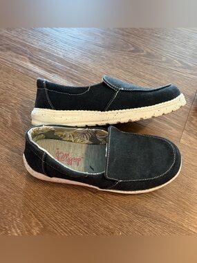 Jelly pop  Black Slip-On Canvas ladies  Casual Shoesose 6.5